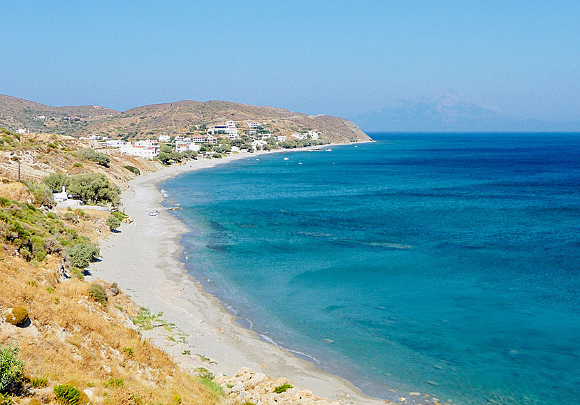 Byn och stranden Faros, eller Fanari, på Ikaria ligger nordost om Agios Kirikos. 