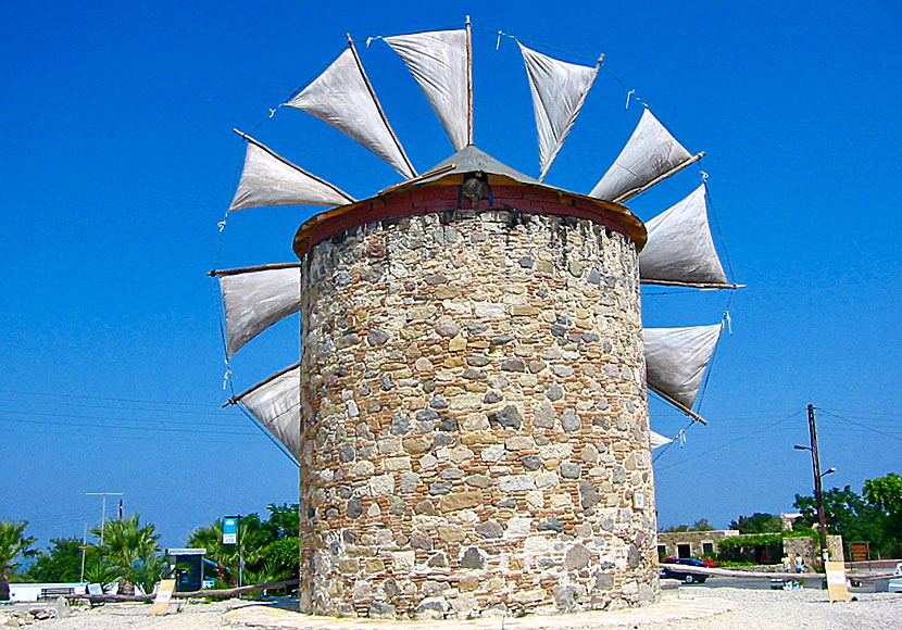 Den gigantiska väderkvarnen i byn Antimachia på Kos.