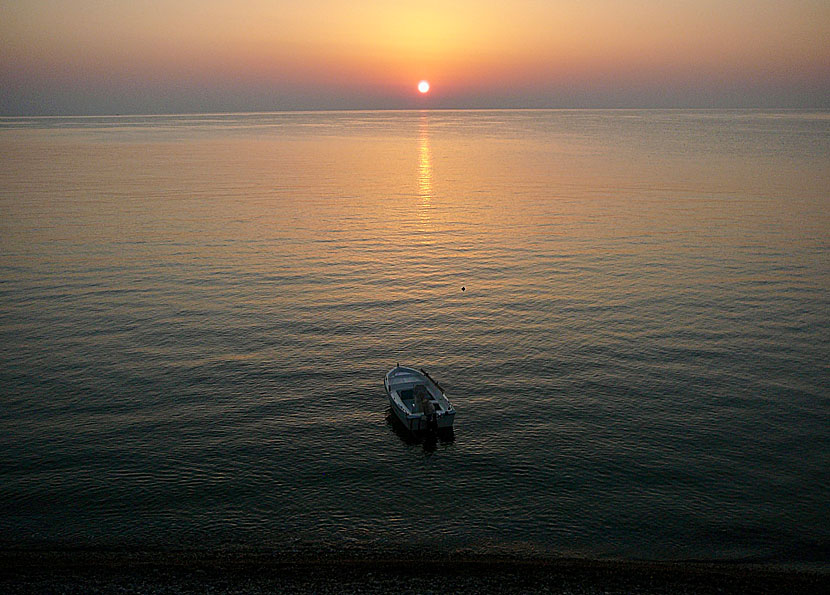 Soluppgången sedd från Kato Zakros på östra Kreta.