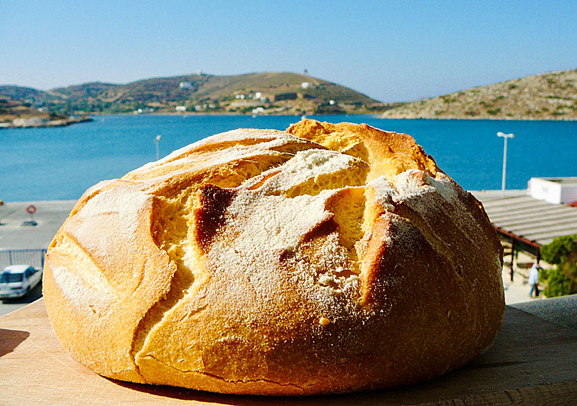 Lipsi är känt för sina bagerier och extremt goda grekiska bröd. 