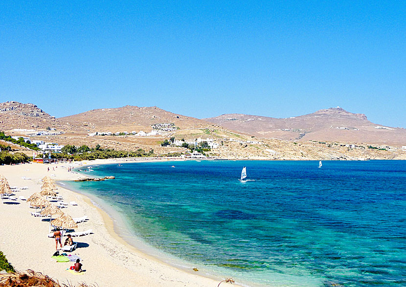 Missa inte Kalafatis beach när du besöker Agia Anna beach och halvön Tarsanas på Mykonos.