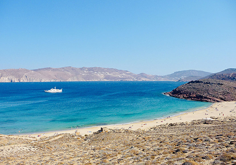 Missa inte öns minst exploaterade strand när du reser till Mykonos.