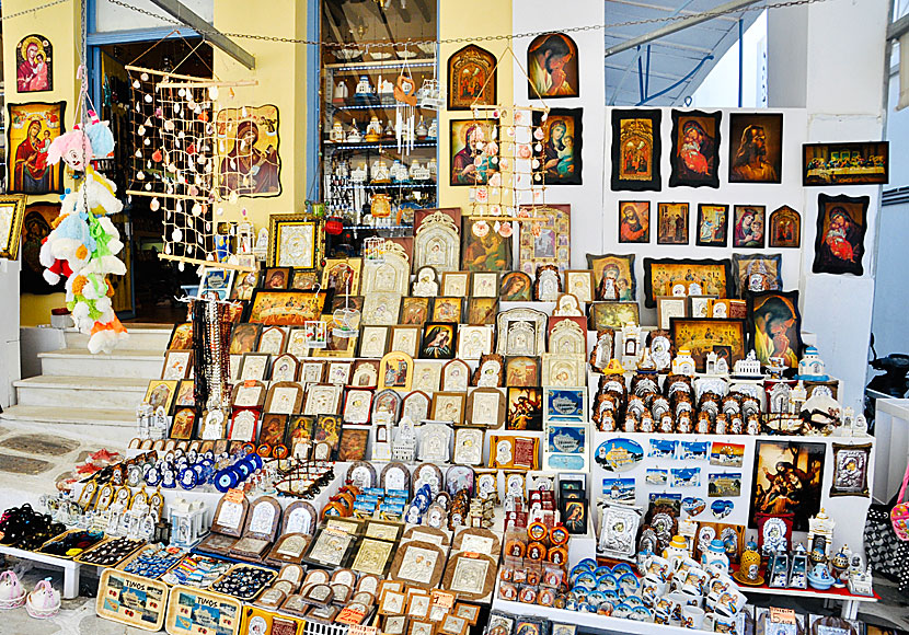Köpa heliga ikoner på Tinos i Grekland.