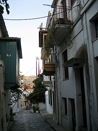 Typisk gränd i Skopelos stad. 