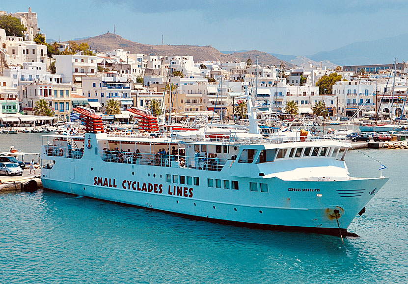 Express Skopelitis i hamnen på Naxos i Kykladerna.