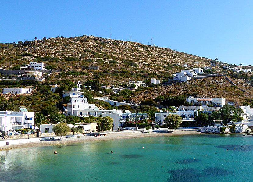 Hamnstranden i Agios Georgios på Agathonissi.