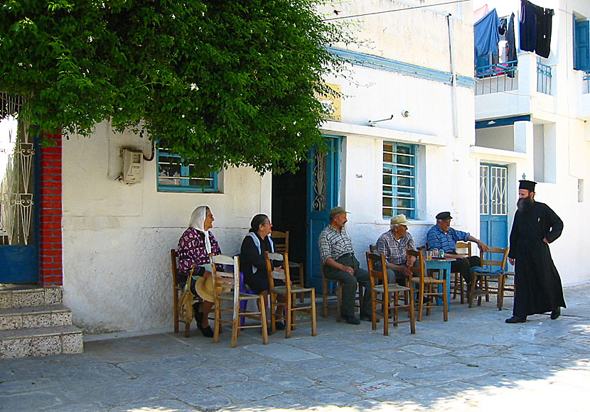 Kafénion i Langada på Amorgos år 2003.