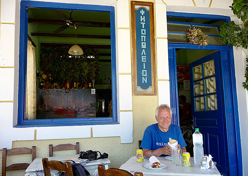 Goda gyros i byn Ormos på Andros. 