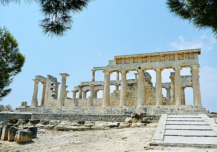 Temple of Aphaia på ön Egina i Saroniska övärlden. 