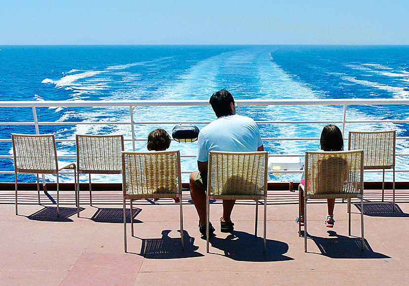 Öluffa med Blue Star Ferries från Kykladerna till Dodekaneserna.