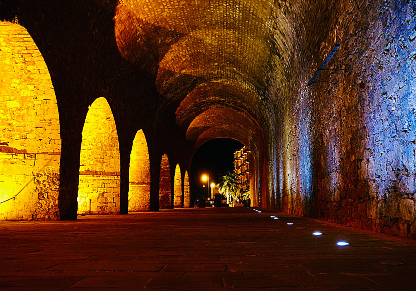 De gamla stadsdelarna av Heraklion på Kreta.