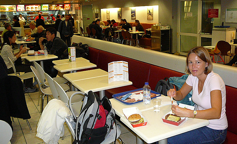 McDonald's på Atens flygplats.