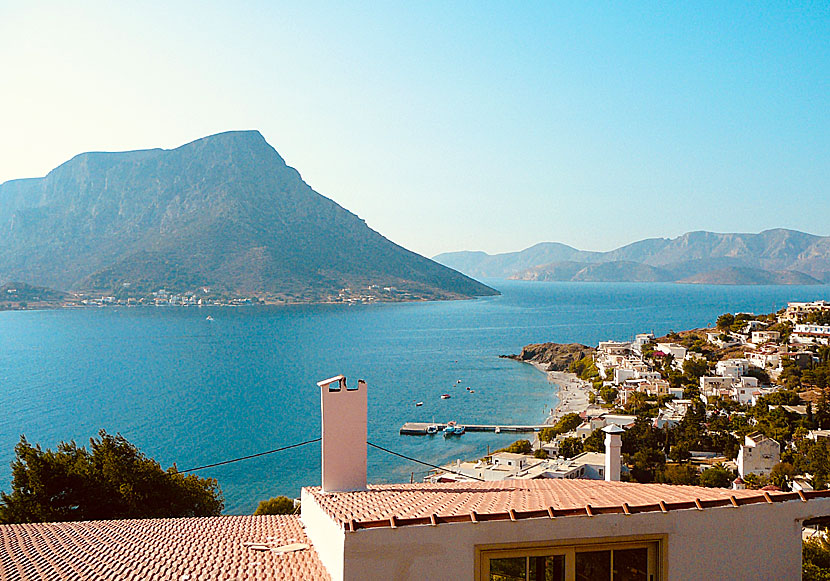 Från hamnen i Myrties på Kalymnos går det båtar över till Telendos.