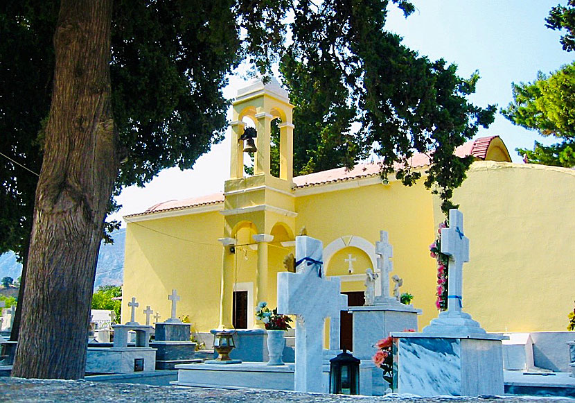 Den stora kyrkan i den lilla byn Platanos på Kalymnos.