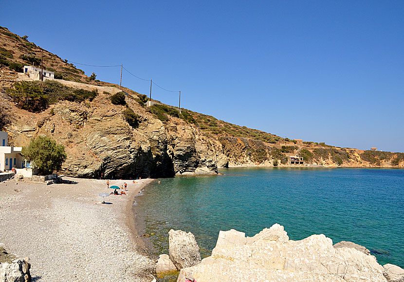Agios Nikolaos beach under byn Spoa på Karpathos. 