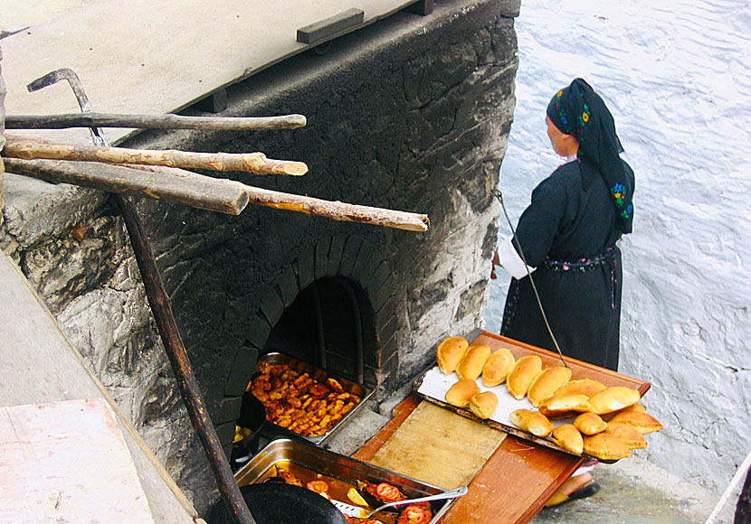 God hemlagad grekisk mat från ugnarna i Olympos på Karpathos.