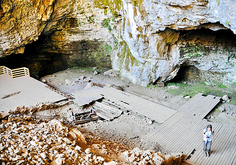 Bergen Ida och Psiloritis är Kreta högsta berg och här ligger Ida-grottan.   