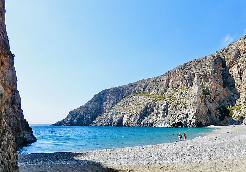 Agiofarago beach i slutet av Agiofarago Gorge på södra Kreta.