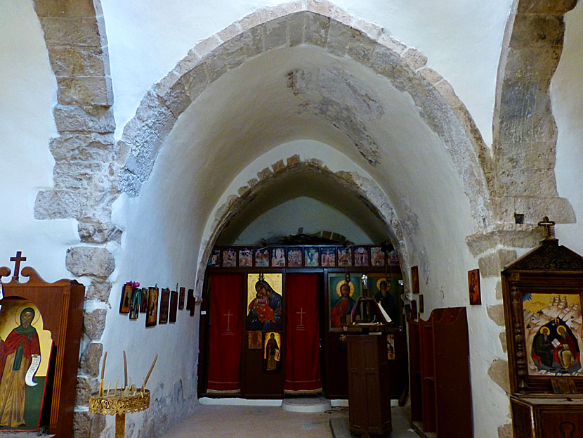 Gamla ikoner i Agios Antonios church söder om byn Zaros på Kreta.