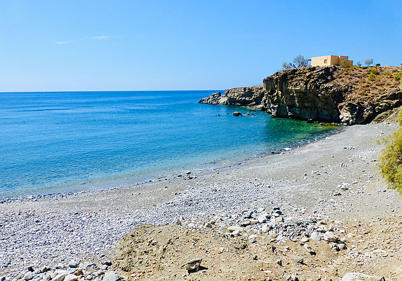 Loutra beach öster om den lilla byn Lentas på södra Kreta.
