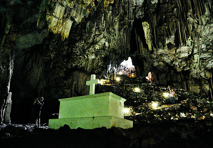 Melidoni cave öster om Rethymnon på Kreta.