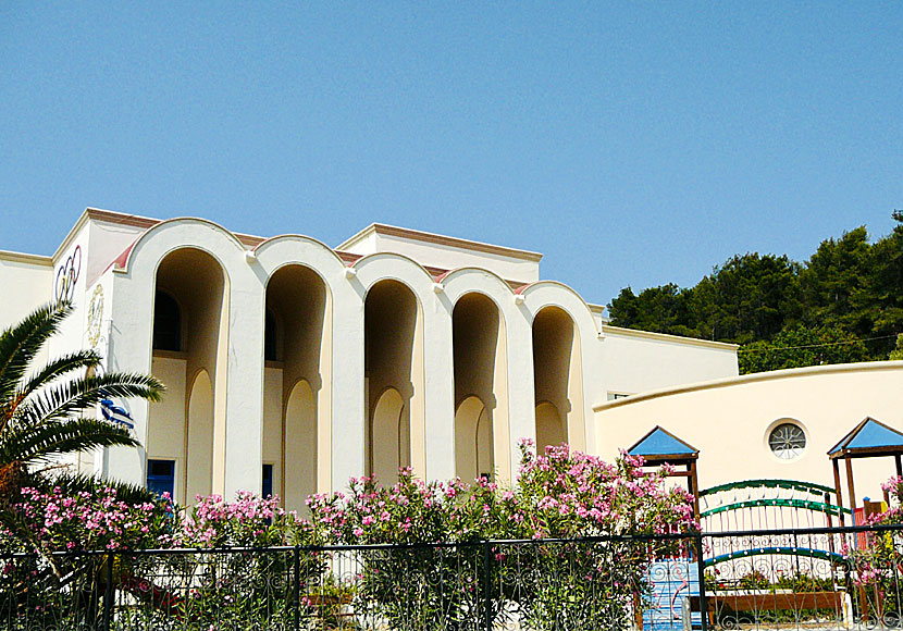 Skolorna i Lakki på Leros är byggda i Art Deco stil.