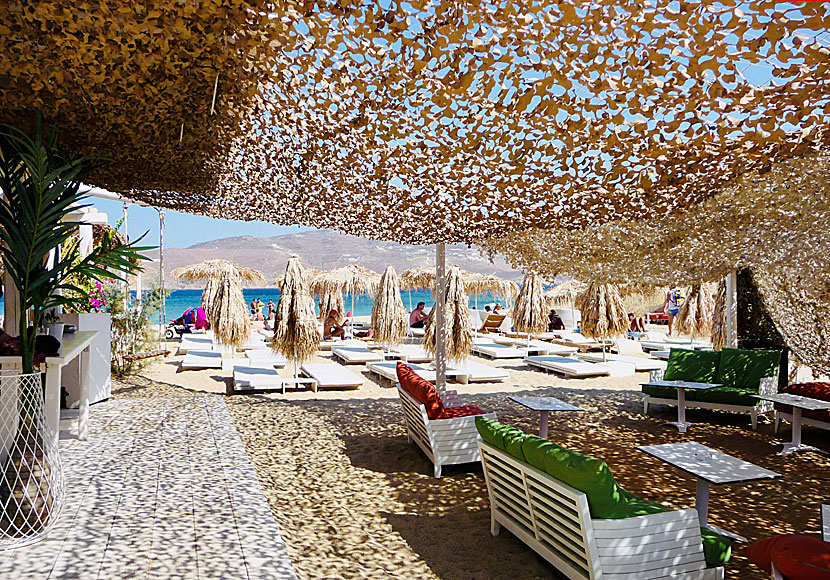 På Panormos beach finns fler faciliteter är vid Agios Sostis beach på norra Mykonos.