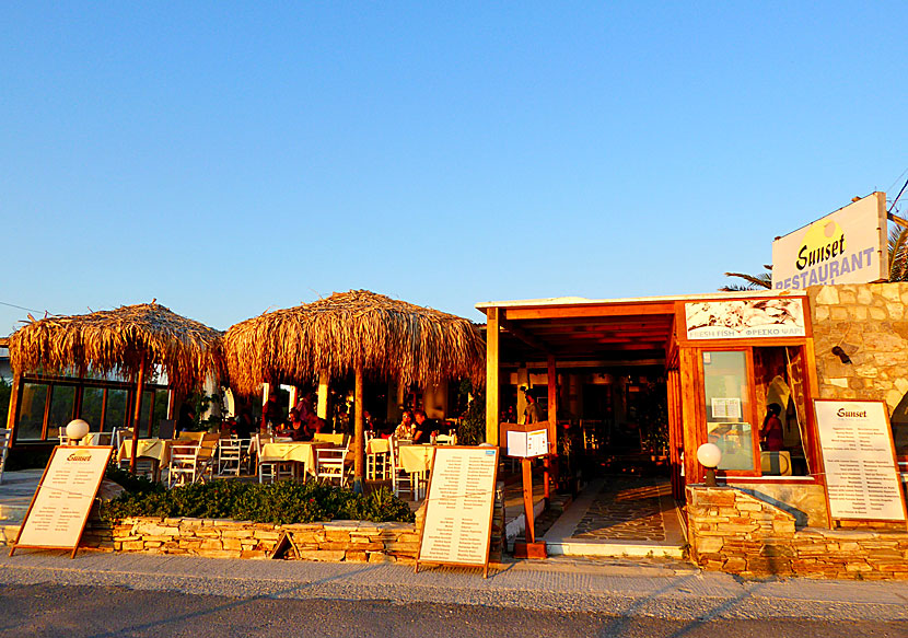 Restaurant Sunset är en av de äldsta tavernorna i Agios Prokopios.