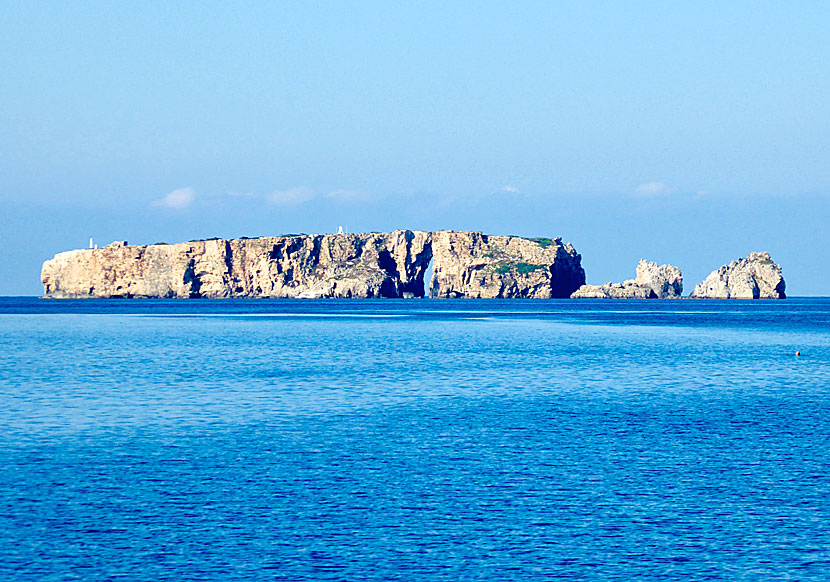 Fanari island där det finns flera minnesmonument från Slaget vid Navarino.