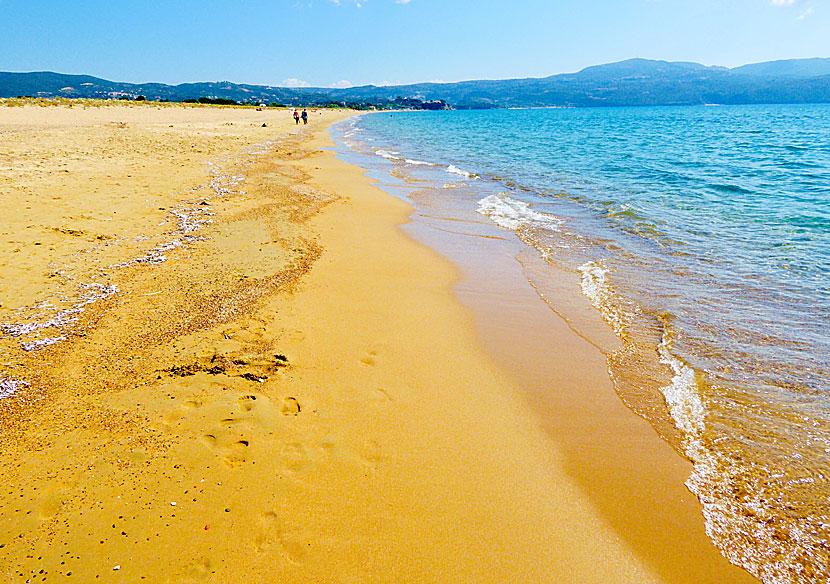 Mavrovouni beach i Finikounda på sydvästra Peloponnesos i Grekland.