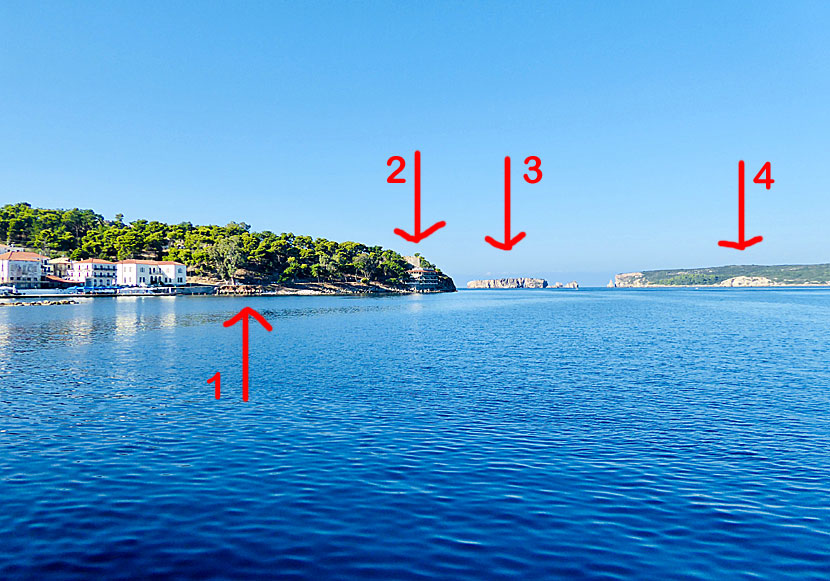Pylos beach, fästningen Nikokastro samt öarna Fanari island och Sfaktiria island. 