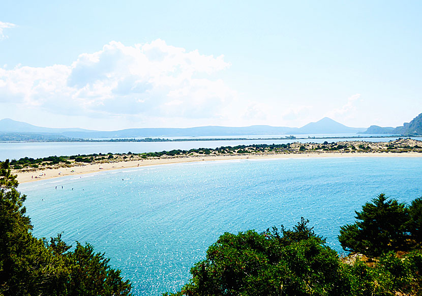 Voidokilia beach sett från stigen till Glossa beach. 