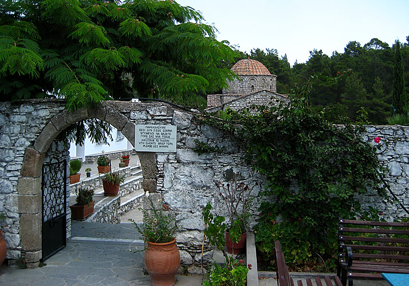Klostret Moni Thari nära byn Laerma på Rhodos.