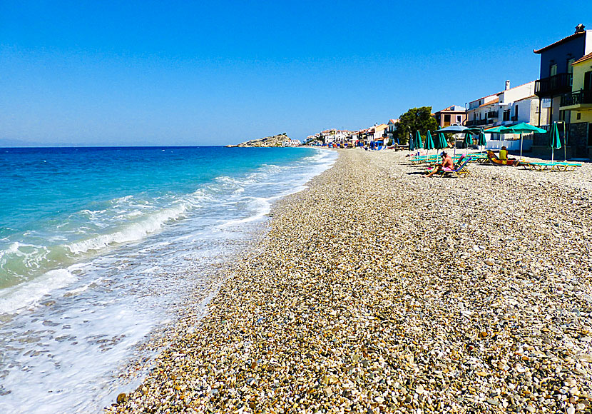 Stranden i Kokkari på Samos.