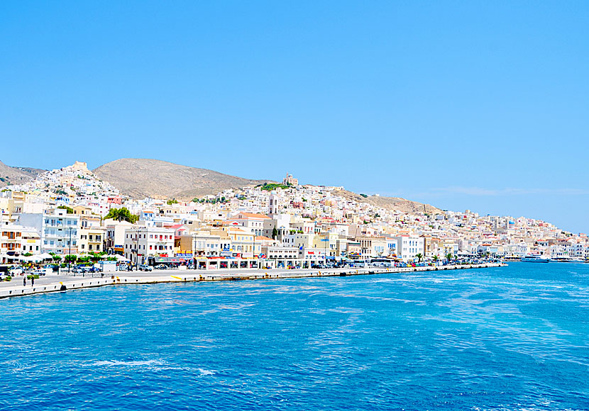 Hamnpromenaden i Ermoupolis på Syros.