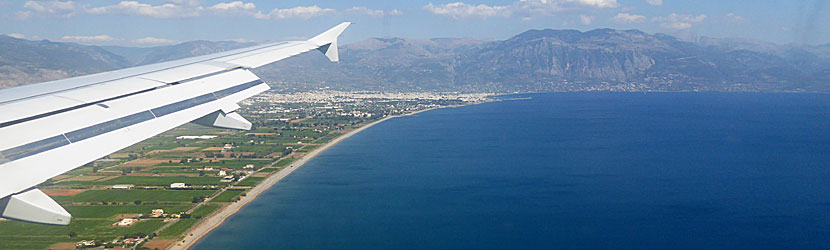 Inflygning till flygplatsen i Kalamata på Peloponnesos.