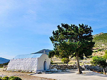 Kapellet Agios Ioannis church n&auml;ra Livadia p&aring; Tilos.