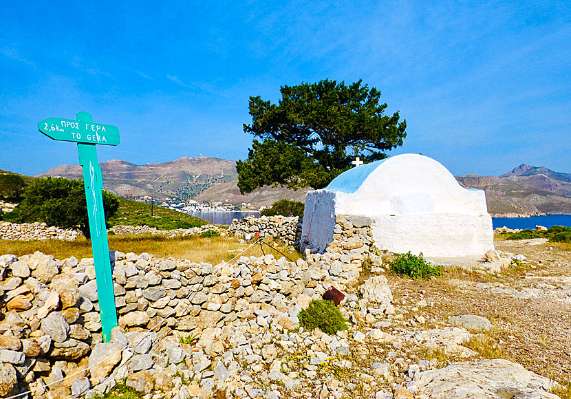 Vandrar du till Ghera på Tilos passerar du Agios Ioannis.