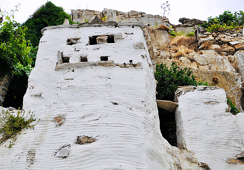 Ett av Tinos äldsta duvhus finns i Kardiani.