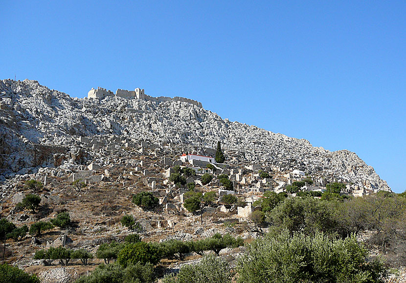 Den obebodda byn Chorio på Chalki i Grekland.
