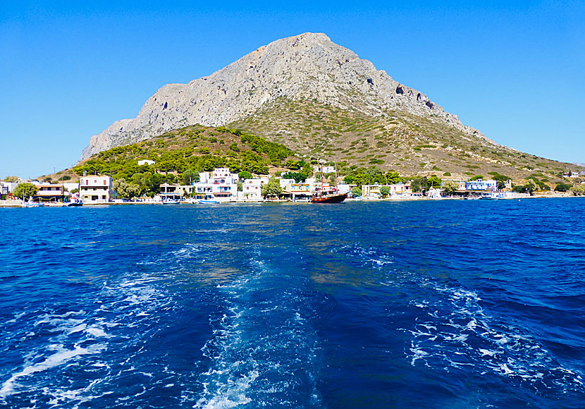Telendos i Grekland är en mycket liten ö med bara en enda by och ett högt berg. 