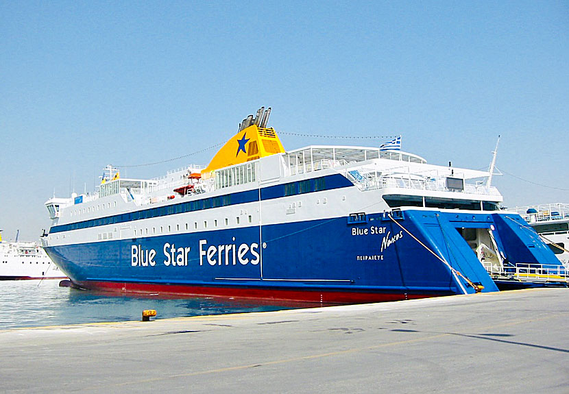 Blue Star Naxos i hamnen i Pireus. 