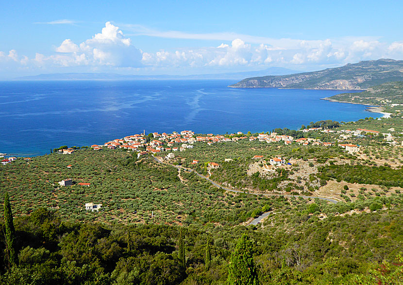Kardamili är en av Peloponnesos finaste byar. Här bodde författaren Staffan Stolpe. 