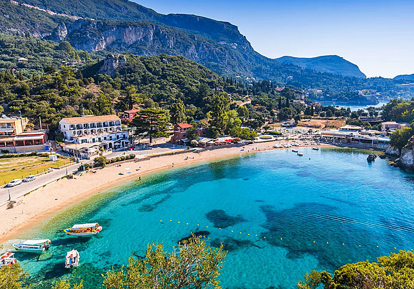 Agios Spiridon beach i Paleokastritsa.