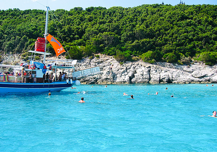 Vattnet runt Paxi och Antipaxi i Grekland är känt för att vara bland de klaraste i Joniska havet.