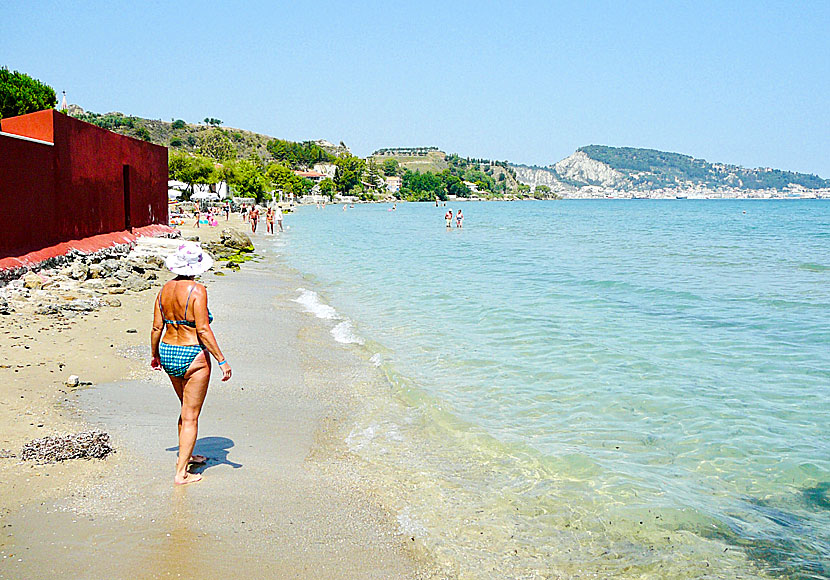 Argassi är en av flera populära turistorter på Zakynthos i Grekland.
