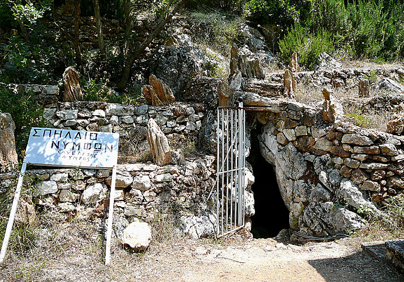 Nymfernas grotta på Ithaka.