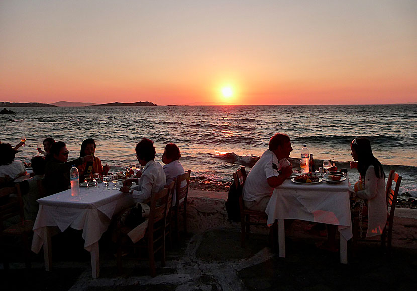 Solnedgången från Lilla Venedig i Mykonos stad hör till de vackraste i ögruppen Kykladerna. 