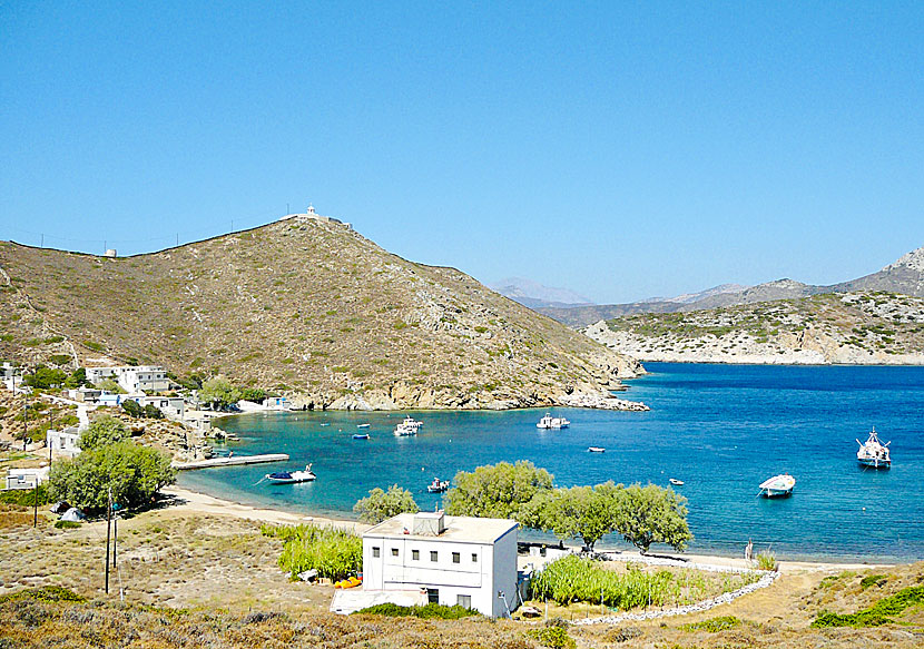 Agios Dimitrios church sett från Keramidou beach.