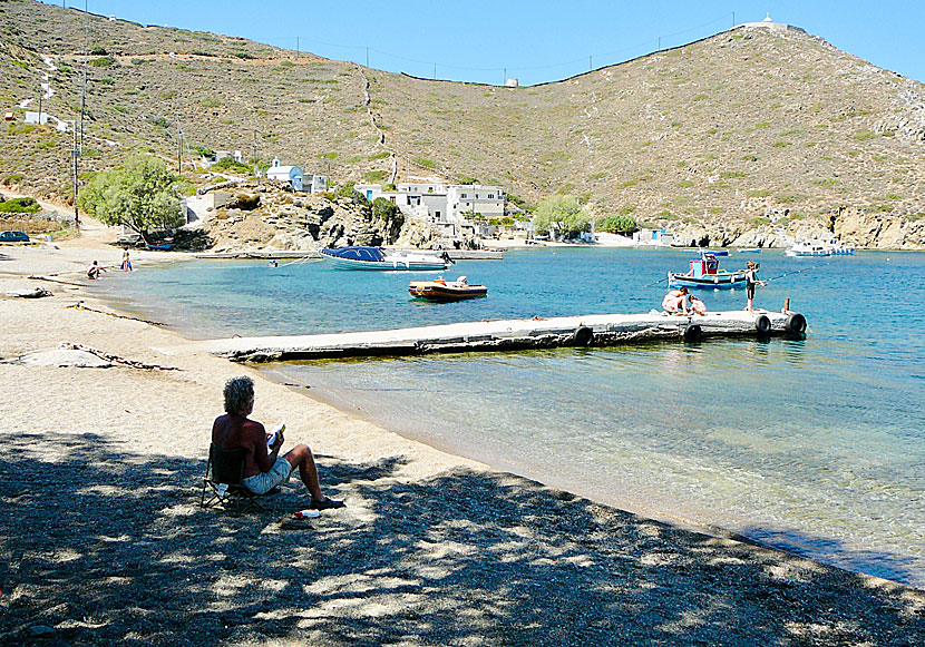 Keramidou beach på Thimena mittemot Fourni.